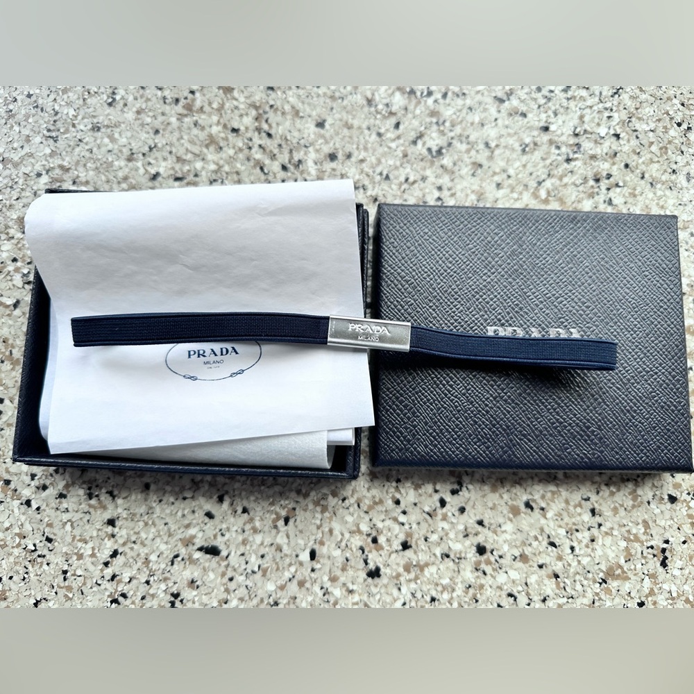 NEW PRADA BOX - Picture 2 of 4